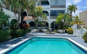 Tropirock Hotel Fort Lauderdale
